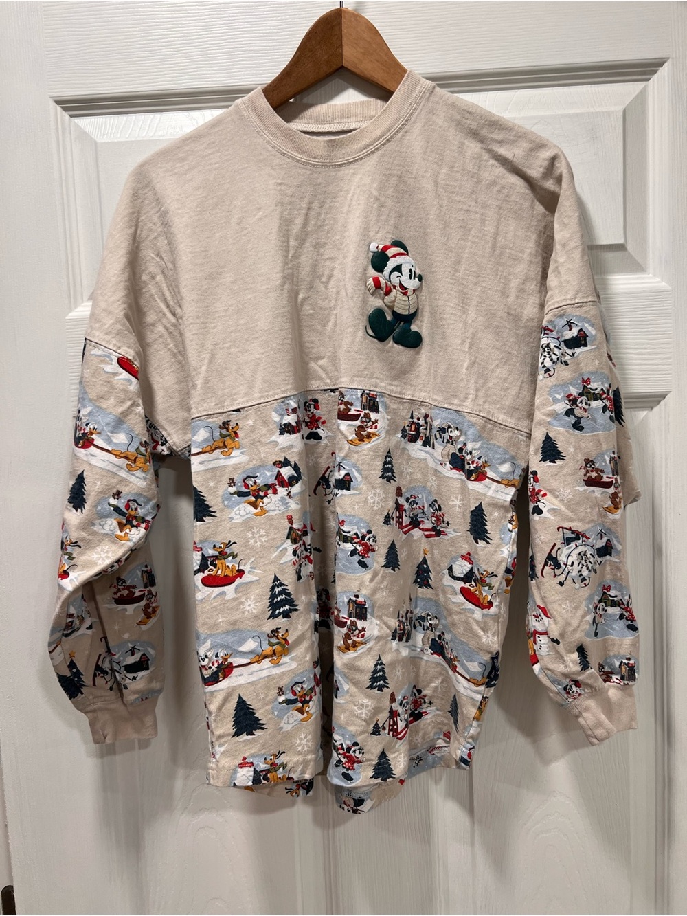 Disney Mickey Mouse Beige Holiday Spirit Jersey